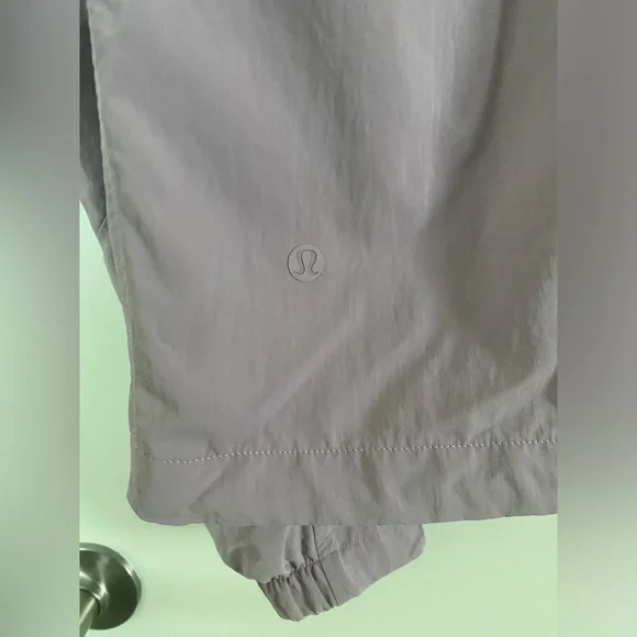 Lululemon Women’s Always Effortless Jacket Zip Up AEJ Dusty Rose Size 12 - Picture 9 of 12
